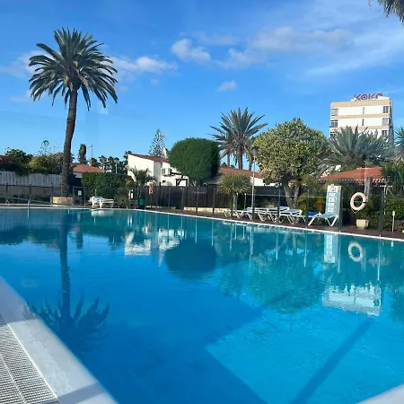 Agradable Bungalow Con Piscina Ferienhaus Playa del Inglés