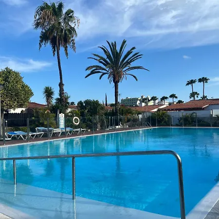 Agradable Bungalow Con Piscina Holiday home
