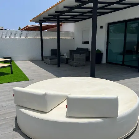 Agradable Bungalow Con Piscina *